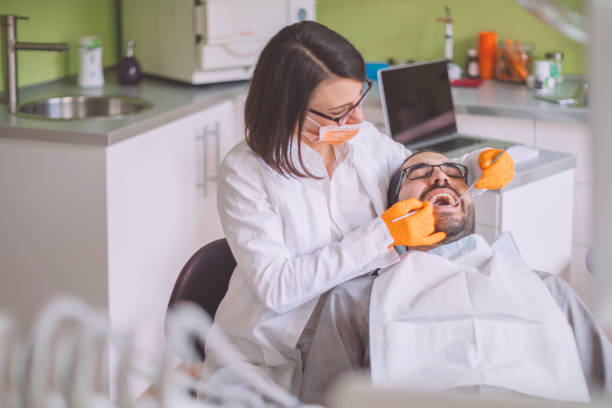 Best Tooth Infection Emergency Dentist  in Dinuba, CA